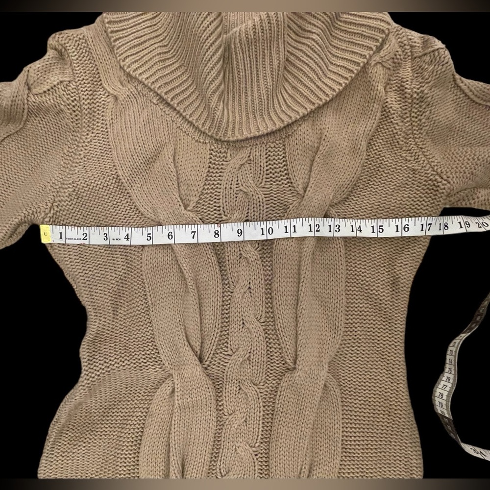 Romeo & Juliet Couture Sweater Dress - Picture 9 of 11